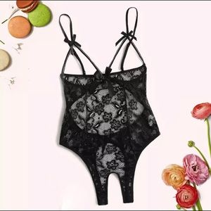 Black Floral Lace Open Crotch Lingerie Bodysuit